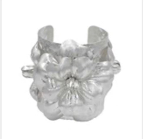 Chunky Flower Cuff Btacelet