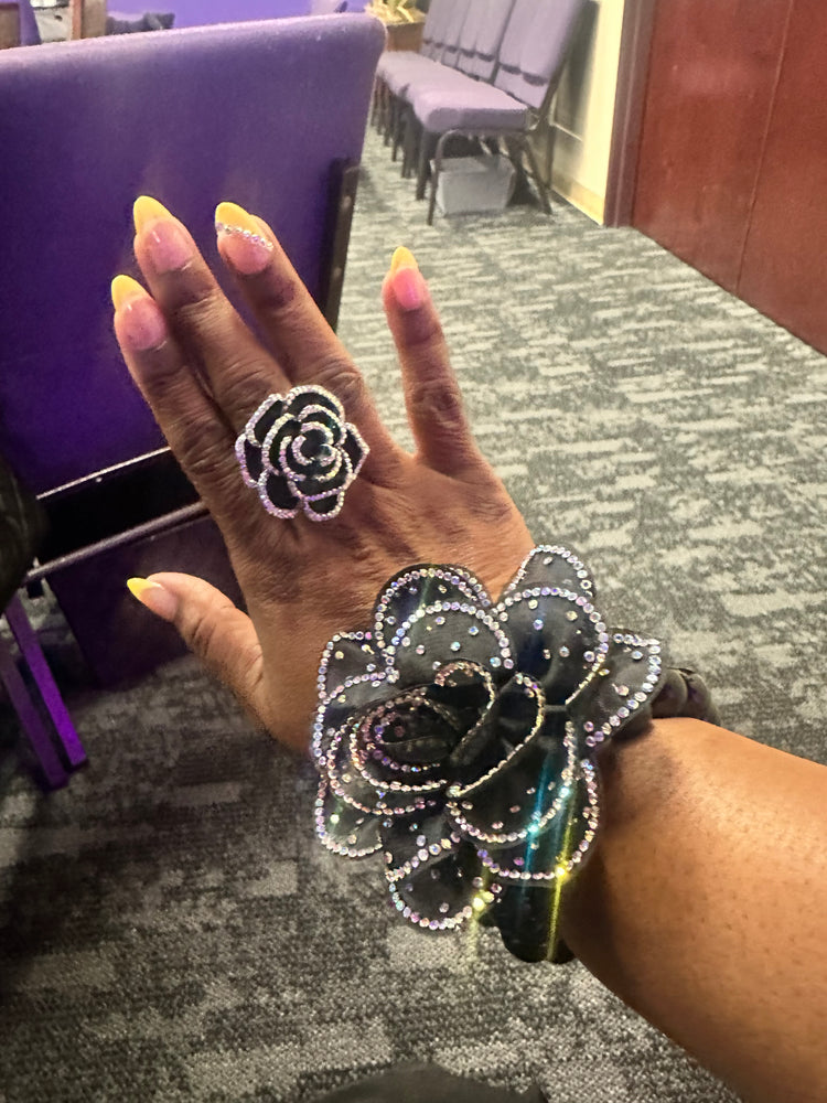 Black Flower Bracelet