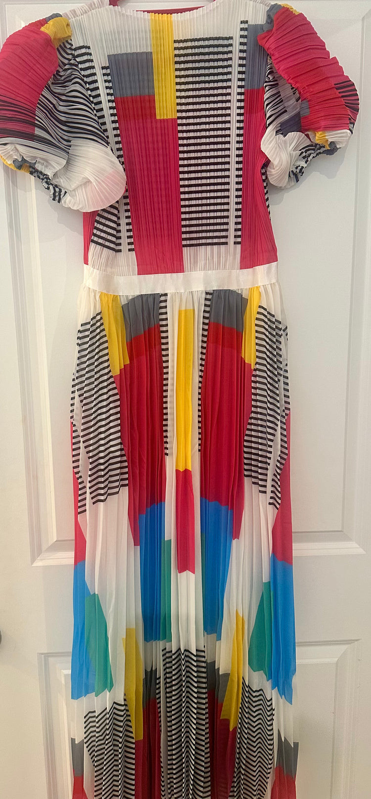 White w/ Pink Multicolor Pleated Stretchy Dress