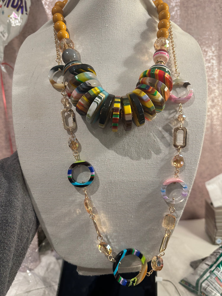 Multicolor Acrylic Statement Necklace Set