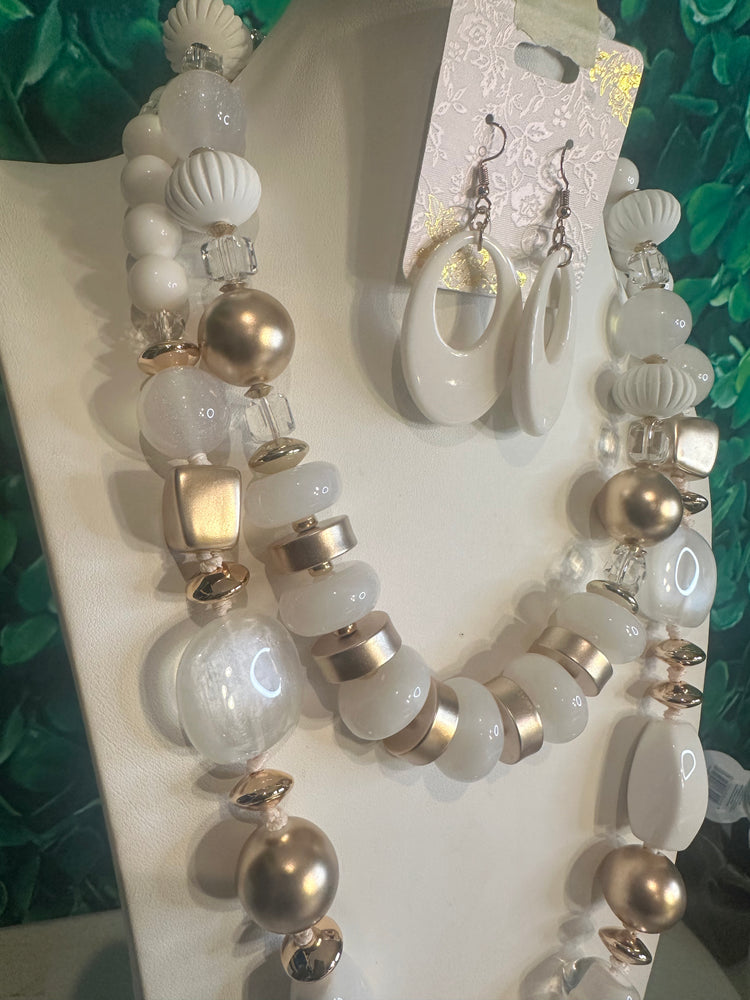 White & Gold Beaded 3 Piece Necklace Set
