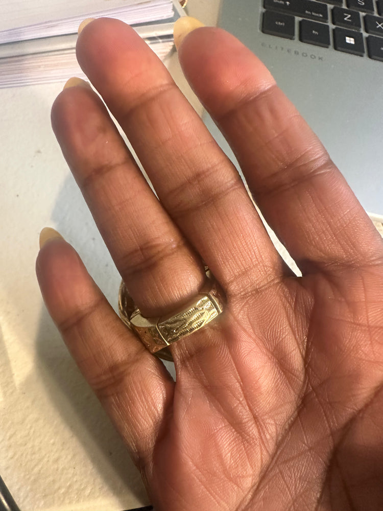 Gold Swirl Ring