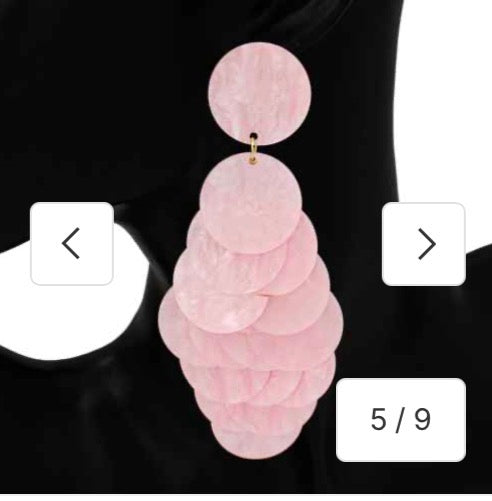 Lightweight Shell Layer Earrings