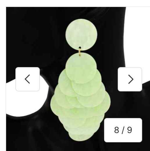 Lightweight Shell Layer Earrings