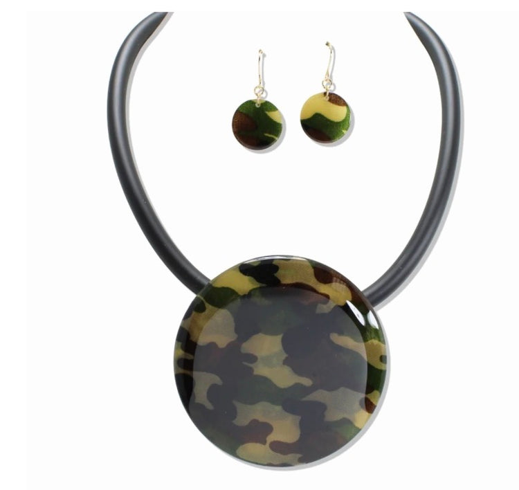 Camo Circle Disk Statement Necklace
