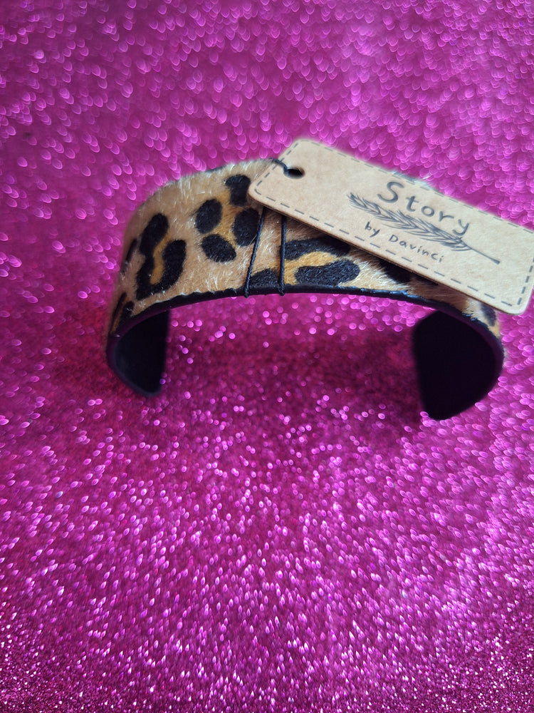 Leopard Print Snap Bracelet