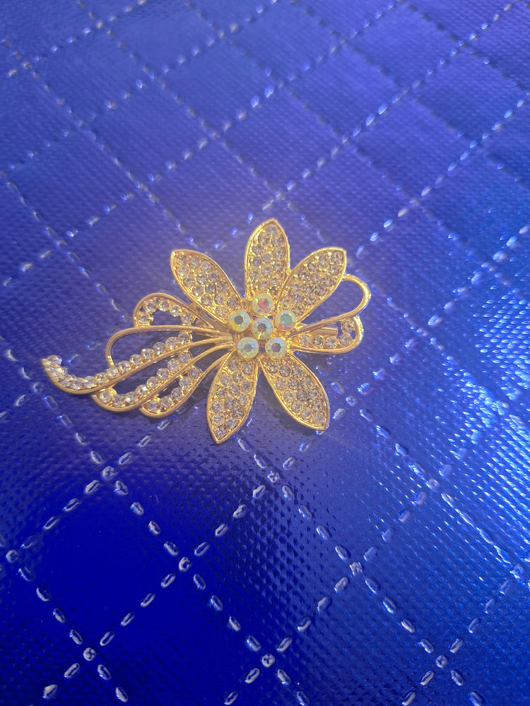 Sparkle Flower Brooch